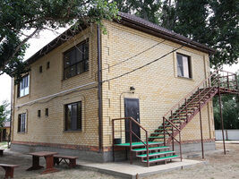 Кирпичный дом (1-й этаж), База отдыха Замьяны-77, Енотаевский район