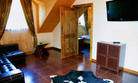 Middle apartment image