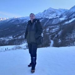 Денис Юрьевич