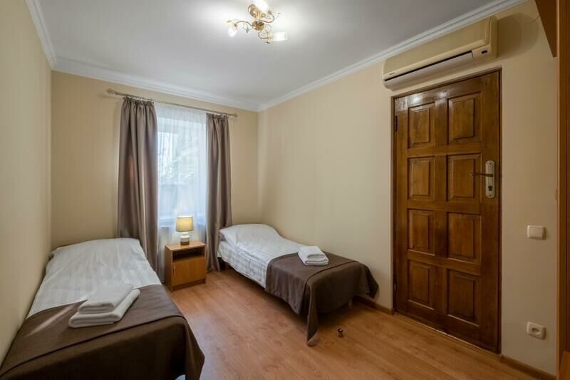 Семейный 6-местный 3-комнатный №11