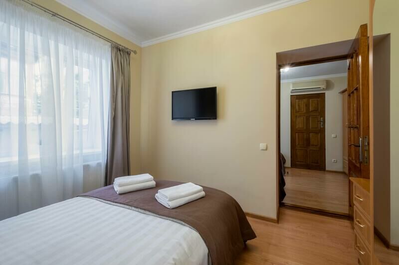 Семейный 6-местный 3-комнатный №11