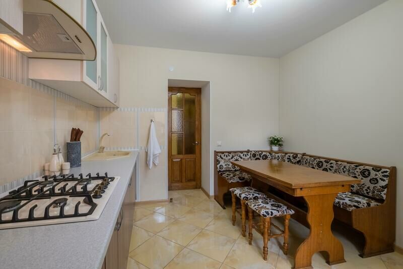 Семейный 6-местный 3-комнатный №11