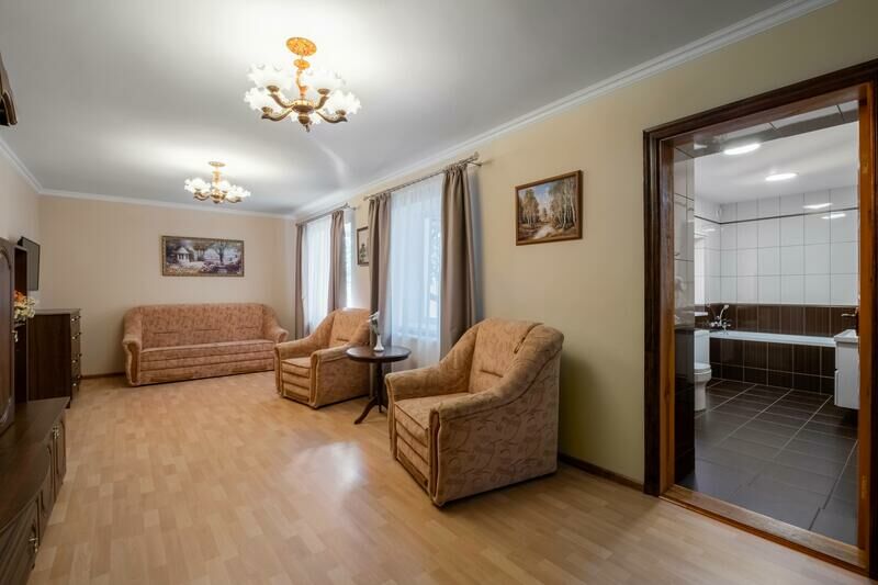 Семейный 6-местный 3-комнатный №11