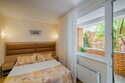 Комфортная комната для семьи c двуспальной кроватью и диваном, Гостевой комплекс Вилла Блюз, Коктебель