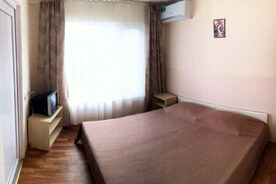 2- комнатные 3-х и 4-х местные "Семейный", База отдыха Джур-Джур, Солнечногорское