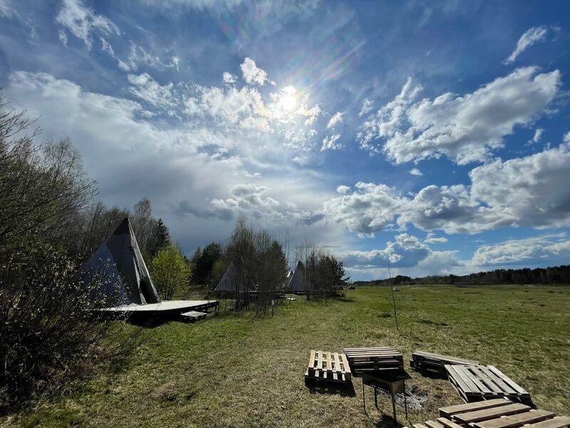 Hoki Camp Глэмпинг у реки, Тверская область: фото 2