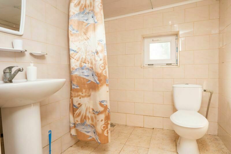 Домик 2-местный каменный (с верандой)