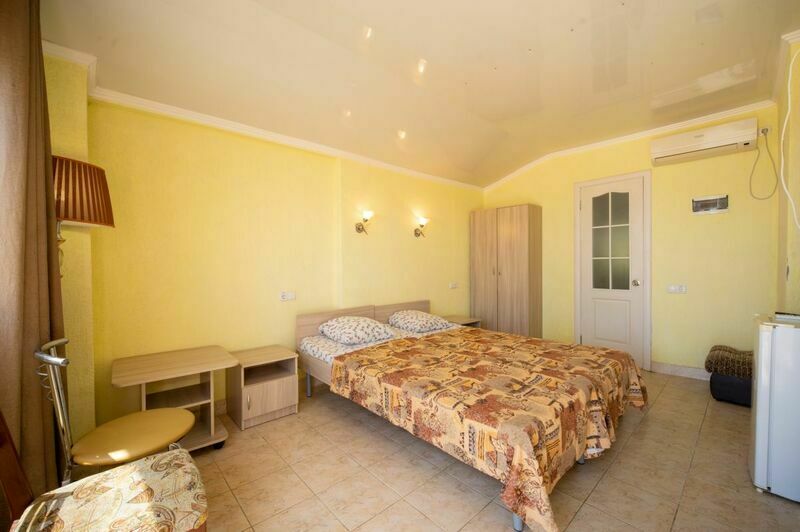 Домик 2-местный каменный (с видом на море)