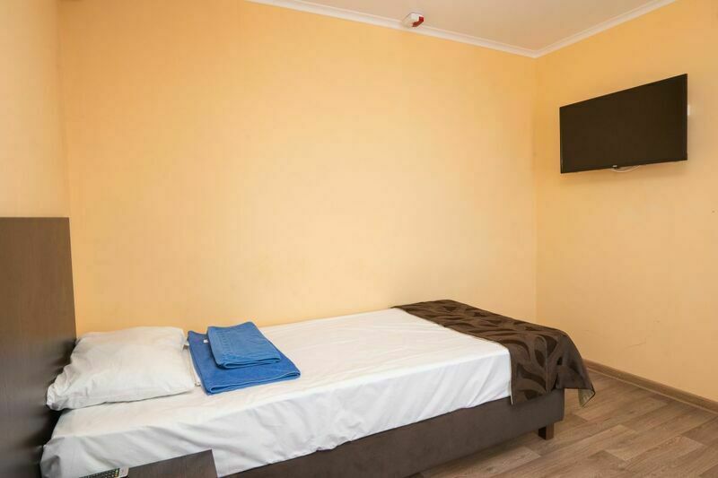 Домик 5-местный 4-комнатный каменный «Санвиль» (с верандой)