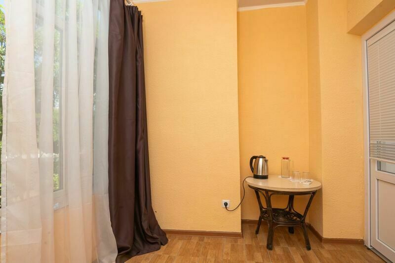 Домик 5-местный 4-комнатный каменный «Санвиль» (с верандой)