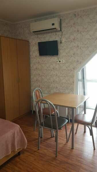 Люкс 4-местный 1-комнатный