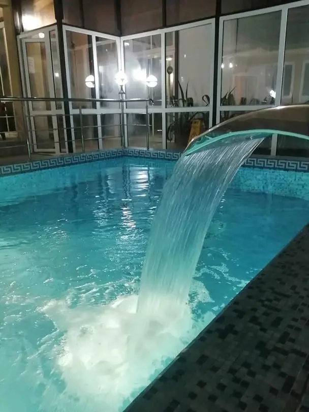 Бассейн