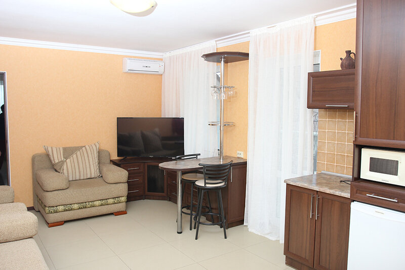 Люкс 4-местный (номер 2)3