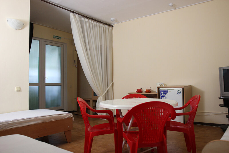 Стандартный 4-местный 1-комнатный3