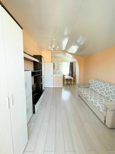 Апартаменты 4-местные (с диваном)