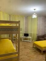 Номер семейный 2-местный (желтая комната), Гостевой дом Уют, Калининград