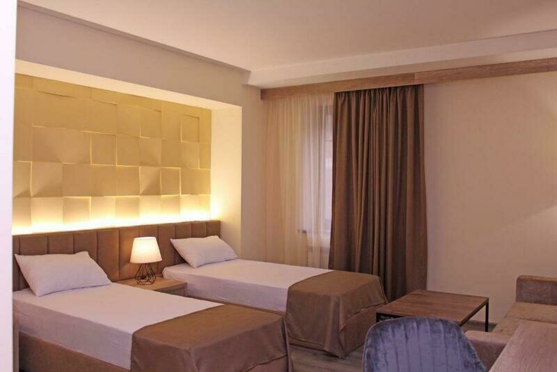 Отель Mandarin Hotel (Мандарин), Ереван, Ереван , Армения