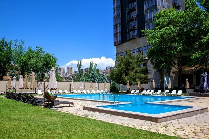 Отель President hotel (Президент), Ереван, Ереван , Армения