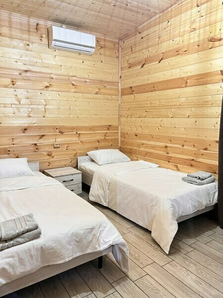 Дом 8-местный