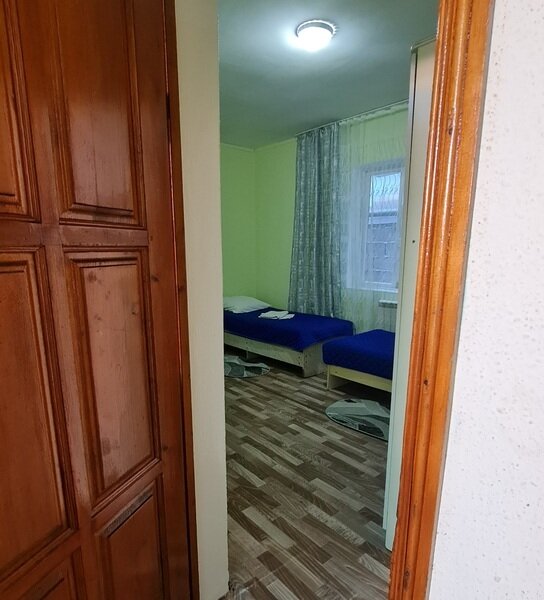 Бюджетный 3-местный