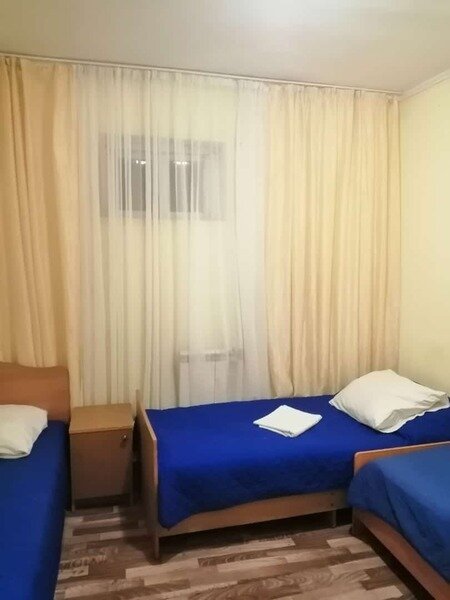 Бюджетный 3-местный