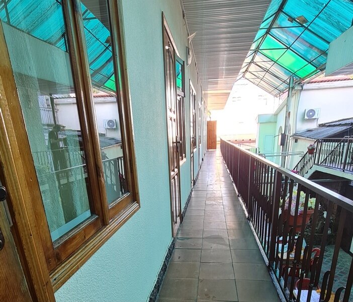 Бюджетный 3-местный