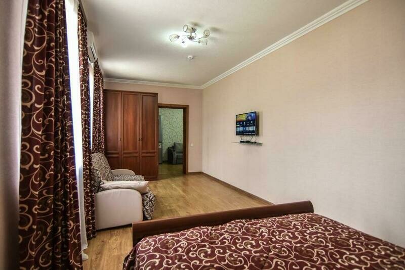 Полулюкс Семейный 6-местный 2-комнатный