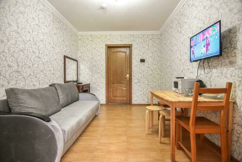 Полулюкс Семейный 6-местный 2-комнатный