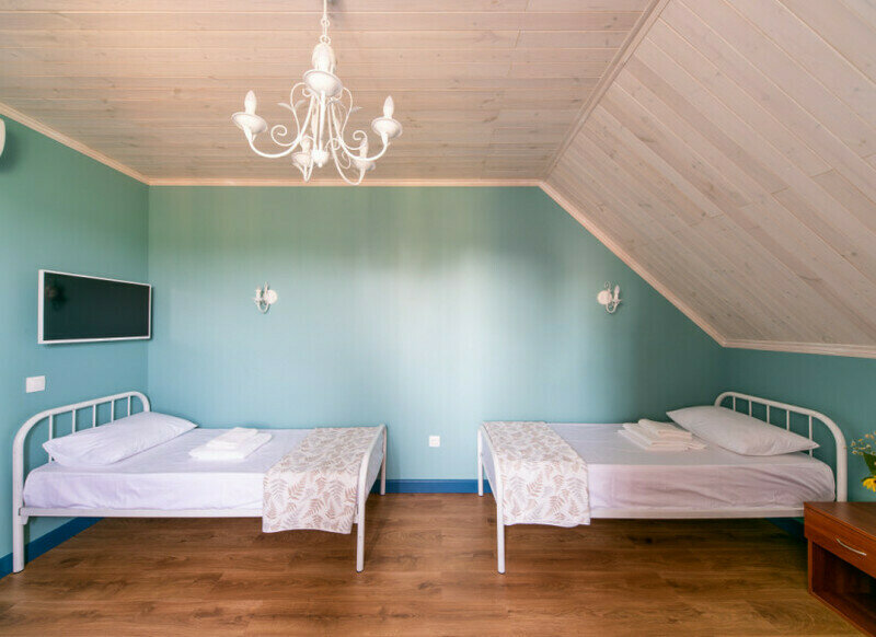 Эконом 3-местый 1-комнатный (Мятный)