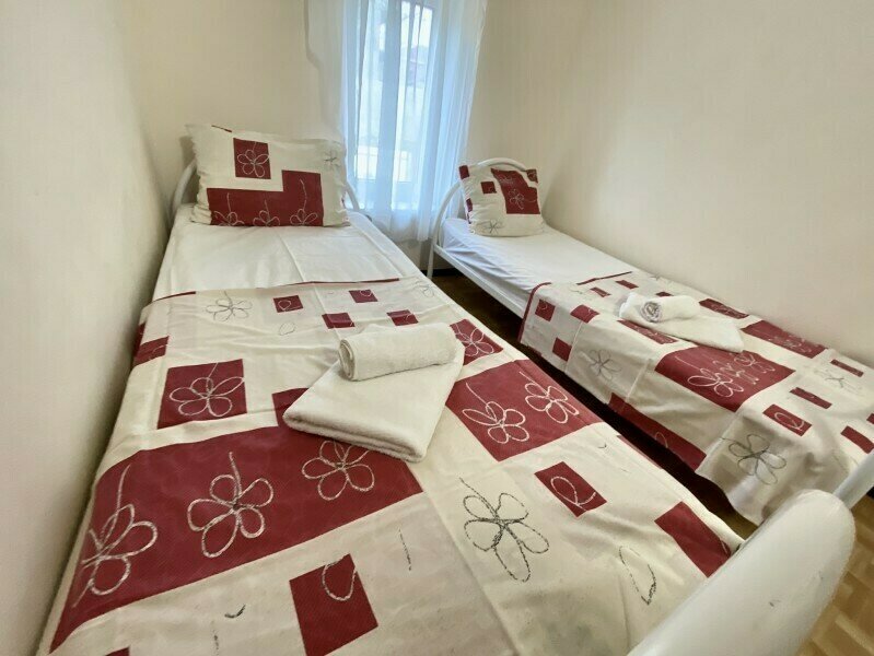 Эконом 2-местный (с раздельными кроватями)