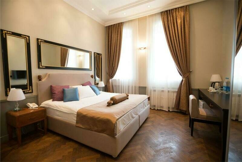 Бутик-отель Seven Rooms Boutique Hotel (Сэвэн Рум), Бакинский экономический округ, Баку 