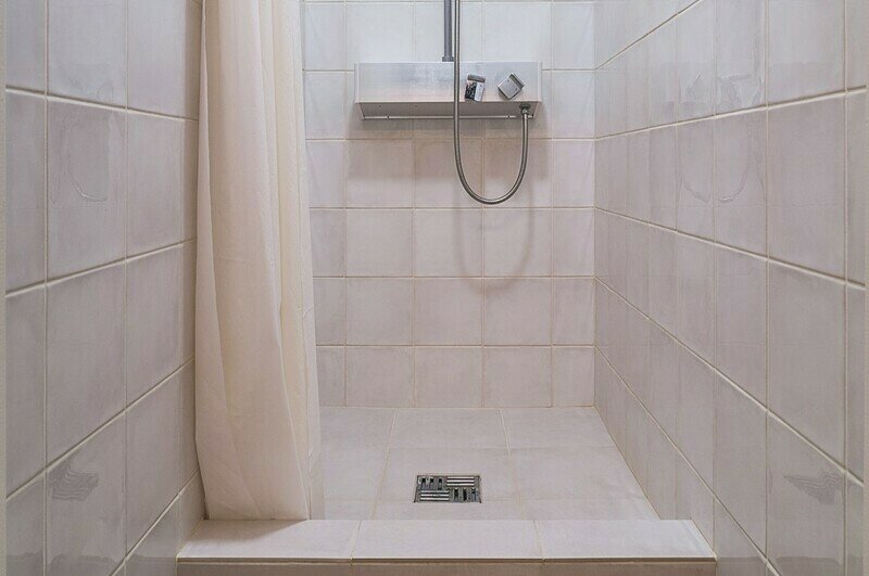 Место в общем 4-местном номере (для мужчин)