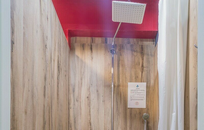 Место в общем 6-местном номере (для женщин)