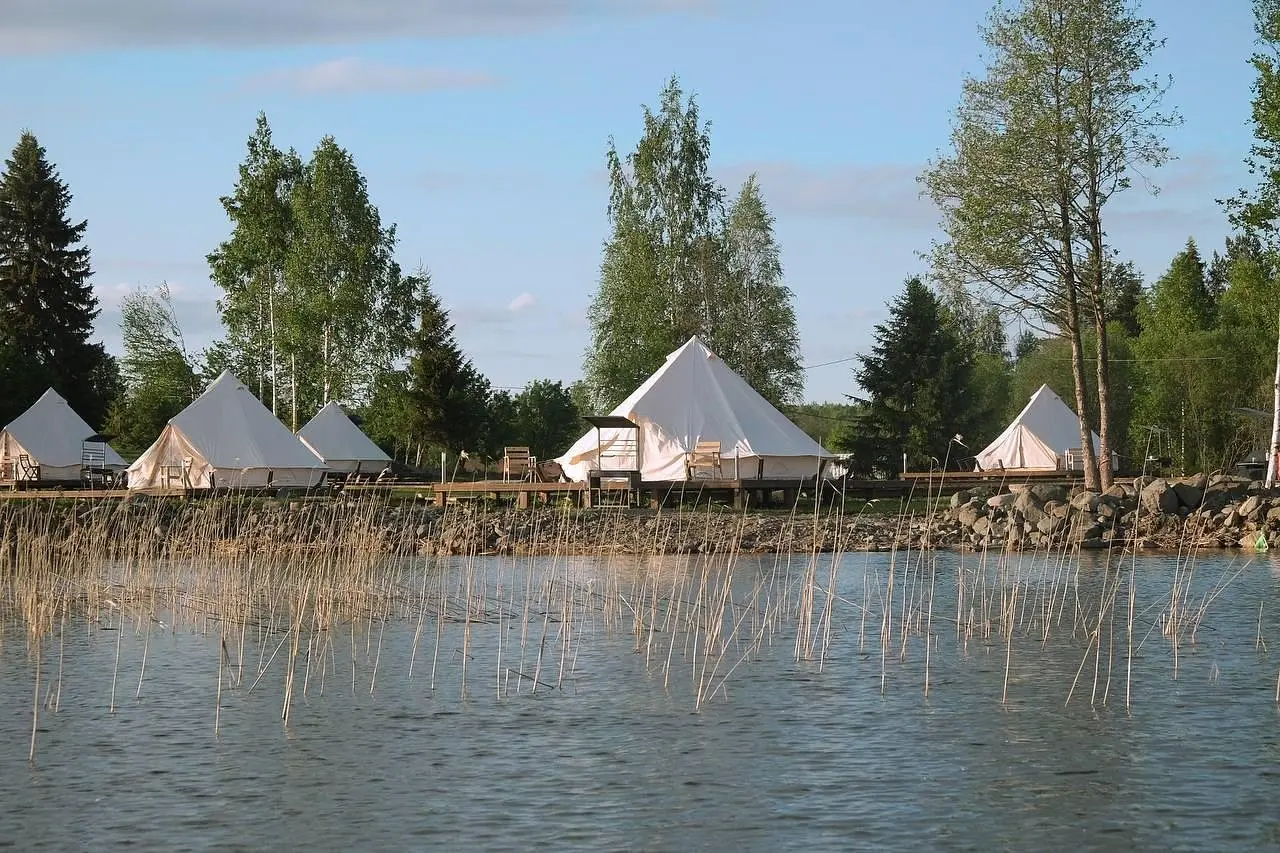 Глэмпинг Видно Озеро, село Великая губа, Республика Карелия
