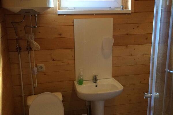 Коттедж 6-местный 3-комнатный