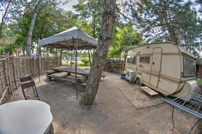 Домик Трейлер 3-местный (№6)