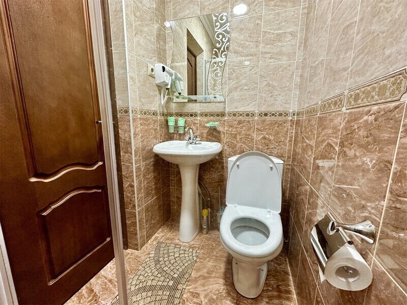 Люкс 4-местный 3-комнатный