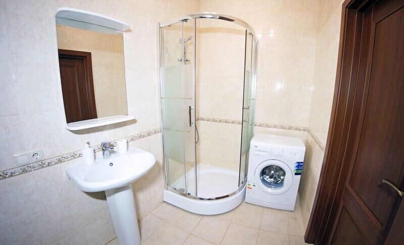 Коттедж 6-местный Бизнес (2 спальни)