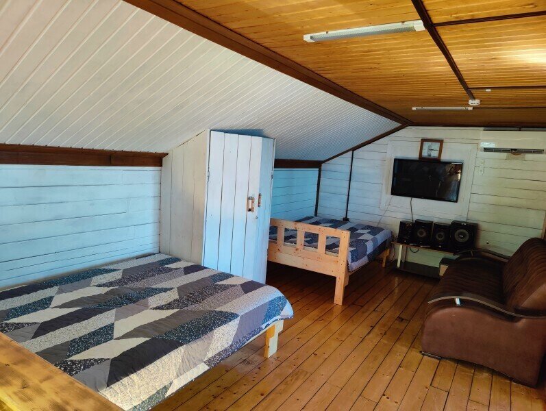 Дом 8-местный (с баней)