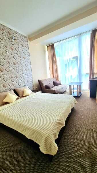 Улучшенный 2-местный DBL (с диваном)