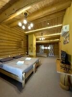 М2 — номер в гостевом доме, Гостевой комплекс Приозёрный, поселок Зюраткуль