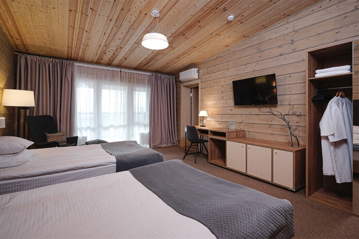 Семейный 4-местный 3-комнатный (Конгресс отель)