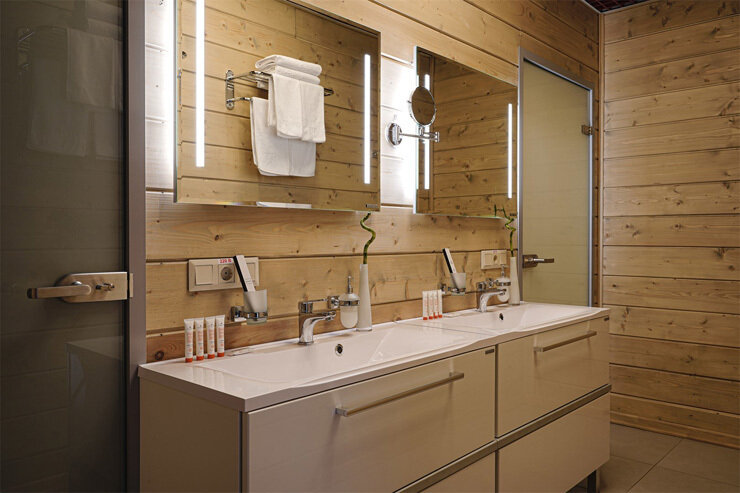 Семейный 4-местный 3-комнатный (Конгресс отель)