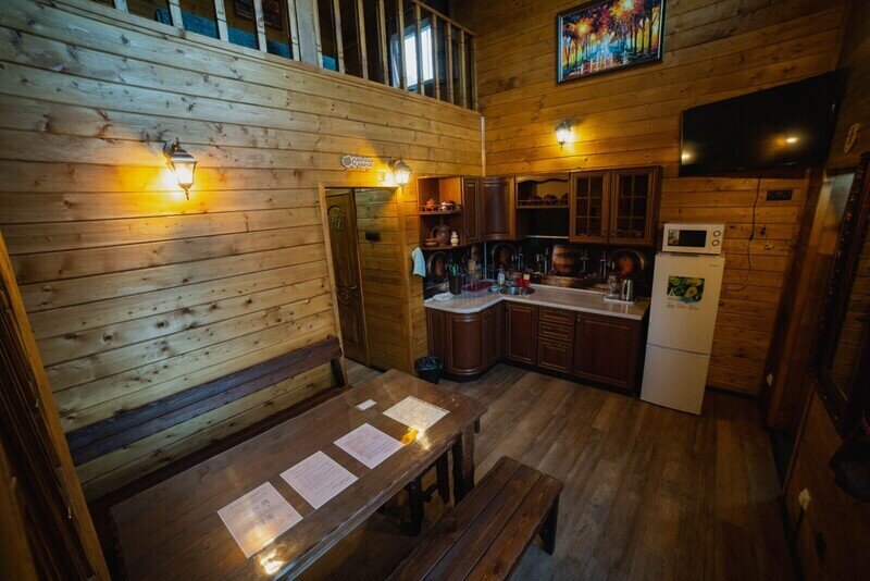 Парк-отель «камчатка форест лодж». Granin house петропавловск-камчатский. Домик на сутки камчатка. Домик на сутки камчатка. Баня соты.