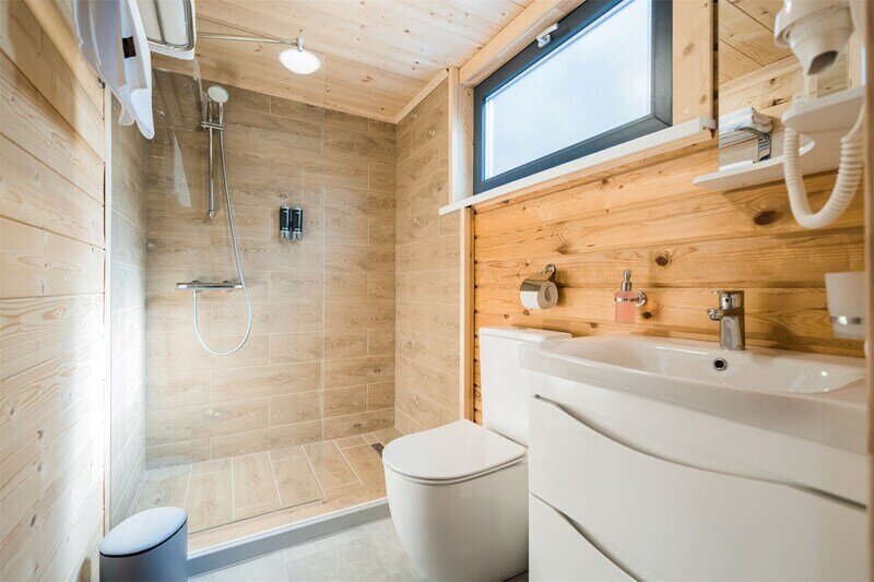 Домик Эко Комфорт плюс 4-местный 2-комнатный