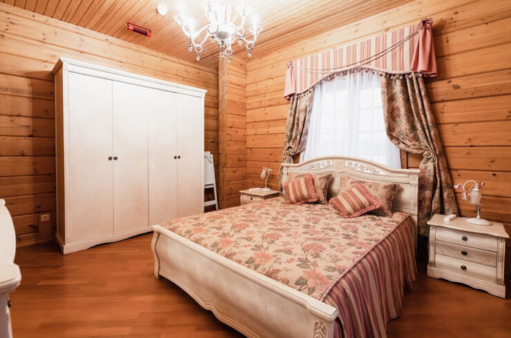 Коттедж 8-местный (большой)