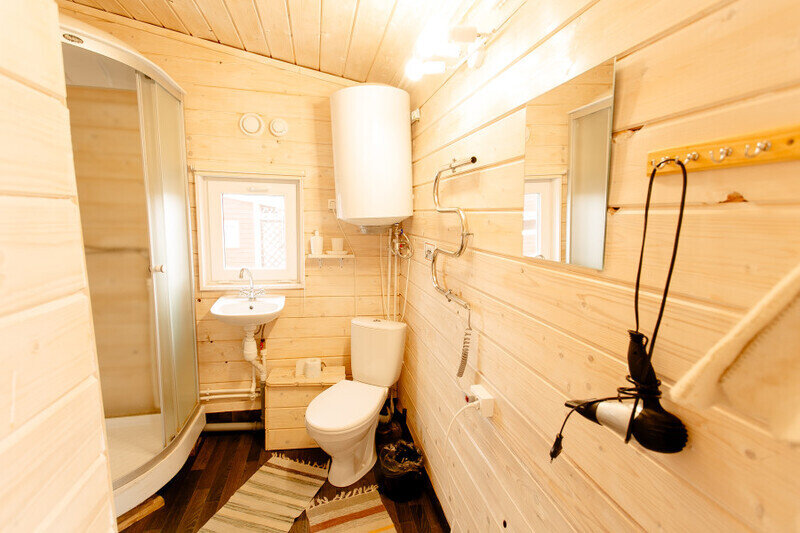 Домик 6-местный (№5, с сауной)