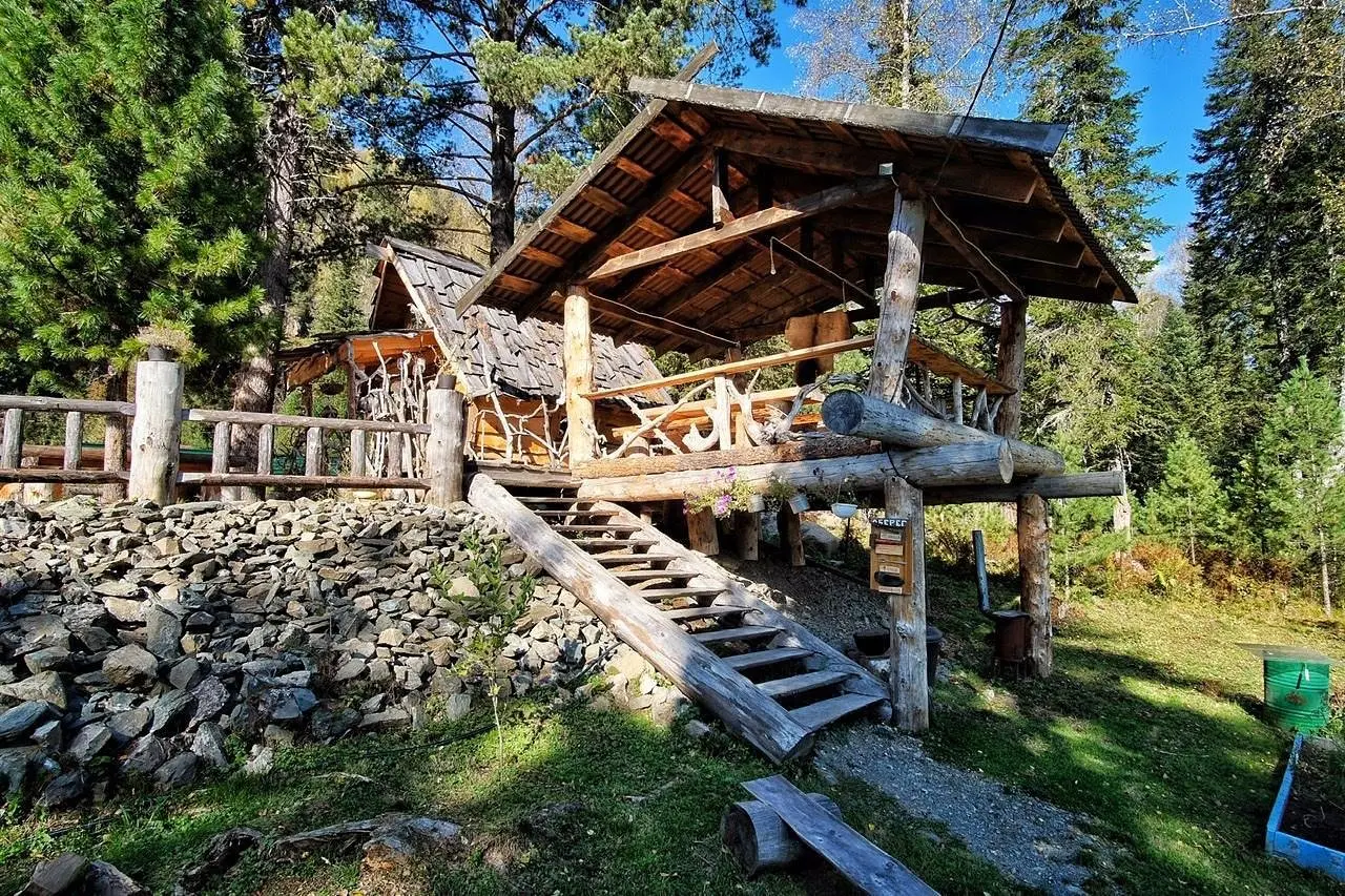 База отдыха Баба Яга, село Артыбаш, Горный Алтай (Республика Алтай)