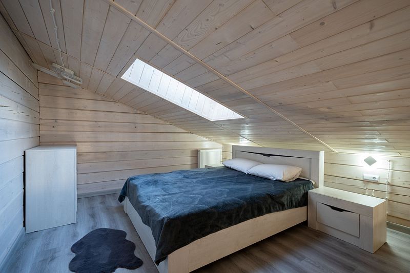 Спальня на мансардном этаже