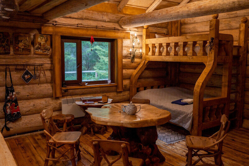 Усадьба 8-местный (Еловая)